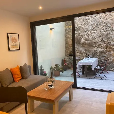 Renovated 5 Minutes Walk To The Caldes D'Estrach