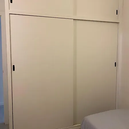 Apartment Renovated 5 Minutes Walk To The